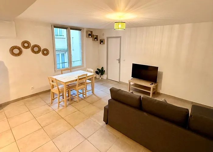 Odeon , Saint Michel Equipe Paříž